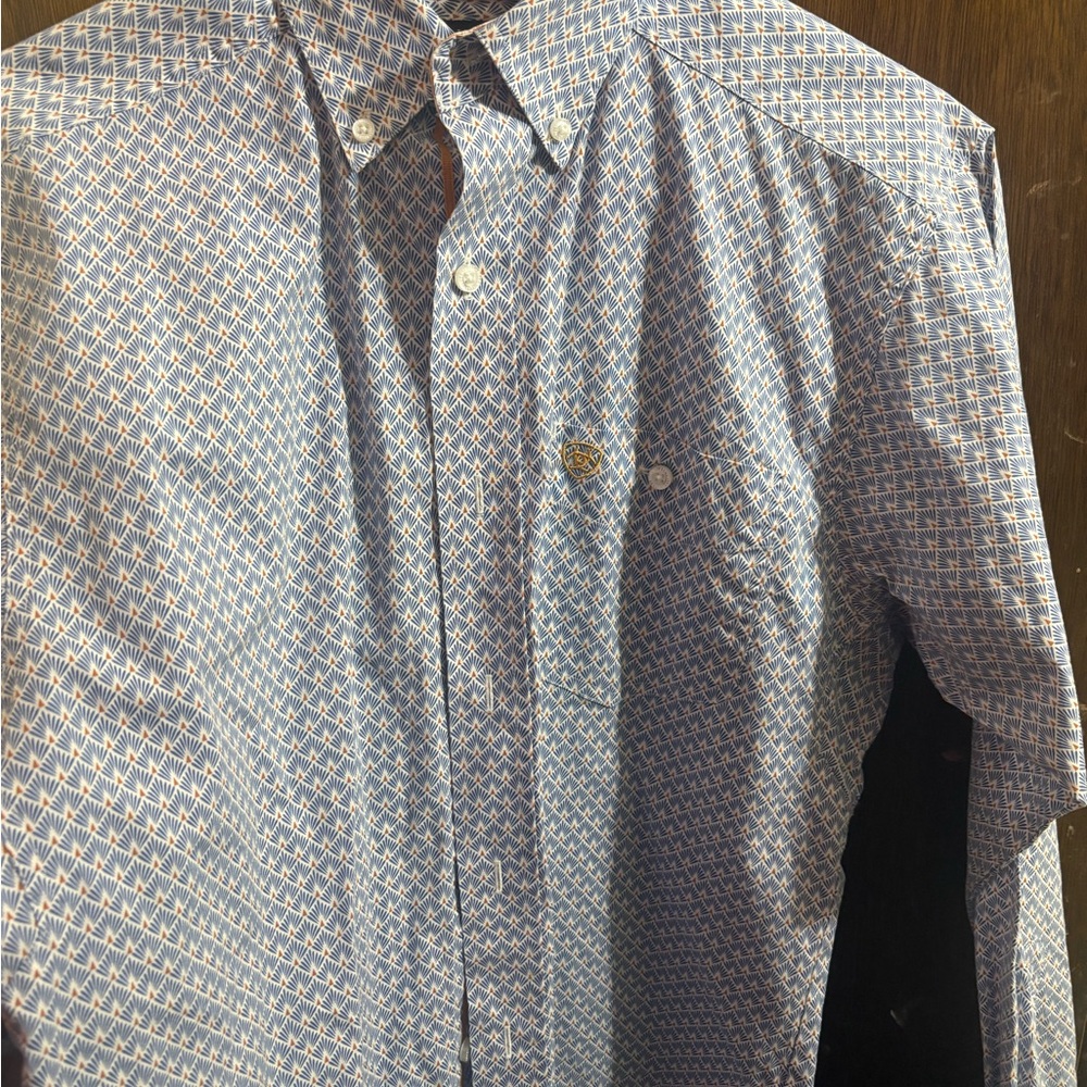 Ariat Men's Geometric Blue and White Shirt